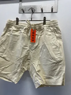 Deus Ex Machina shorts