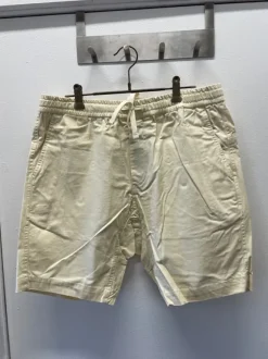 Deus Ex Machina shorts
