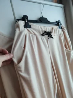 Dres welur