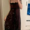 Dress with pretty details