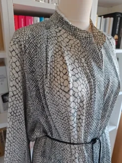 Długa sukienka na komunię na chrzest do pracy H&M Premium koszulowa letnia do biura