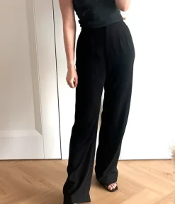 Eleganckie lejace spodnie H&M rozmiar XS