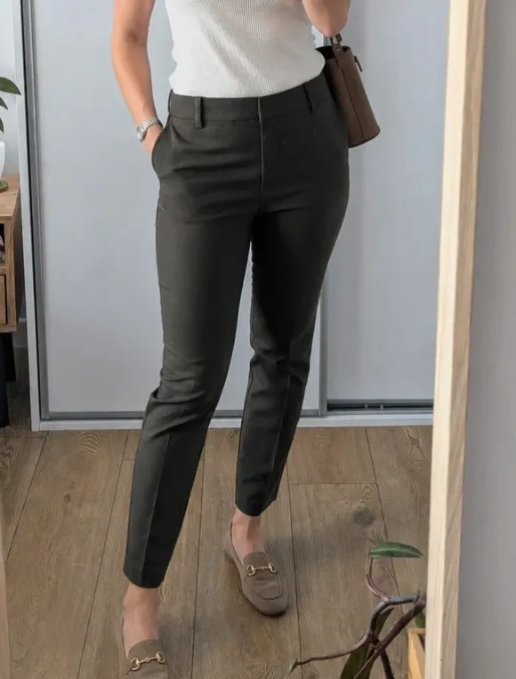 Eleganckie spodnie slim fit cygaretki khaki wyszczuplające • jak nowe • must-have do stylizacji