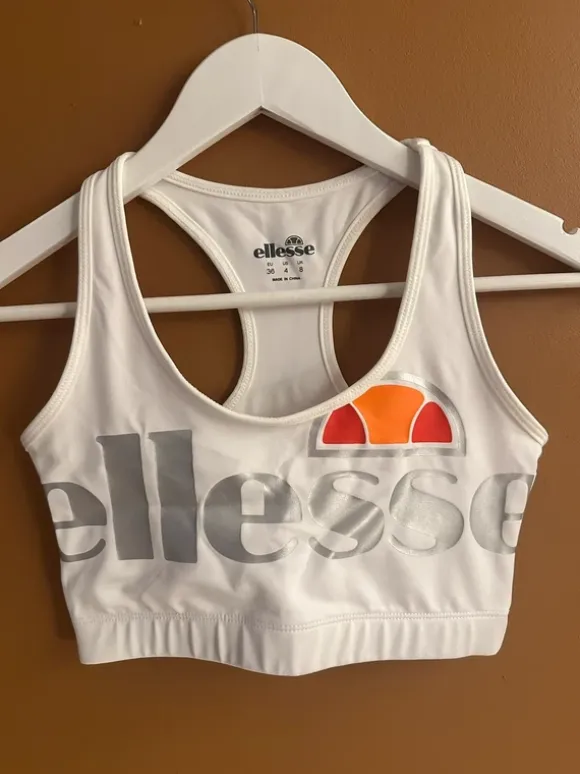 Ellesse top
