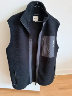 En fleece vest