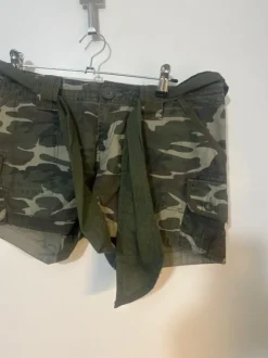 Eve of Eden military shorts size S
