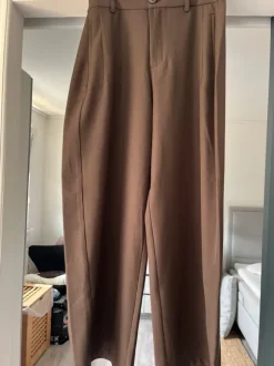 Fede Essiall Structure Pants fra Neo Noir