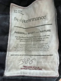 Fieldjacket från Peak performance