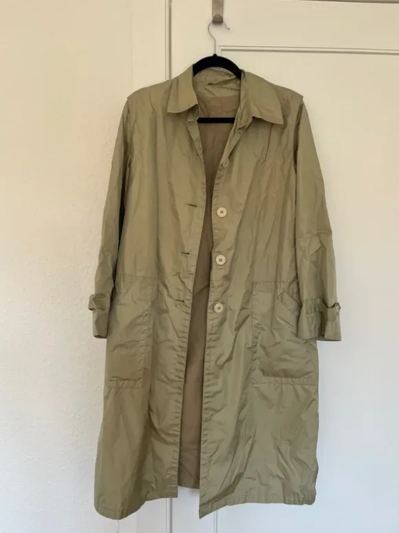 Fin trenchcoat jacket size M