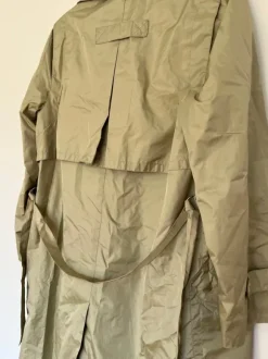 Fin trenchcoat jacket size M