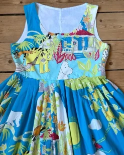 Färgglad Moomin klänning