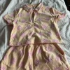Frotté set i blommigt (shorts + t-shirt)