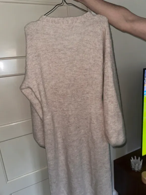 Gina tricot stickad klänning