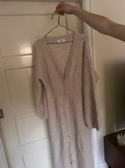 Gina tricot stickad klänning