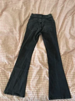 Ginatricot svarta jeans