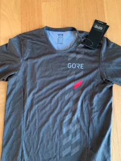 Gore runningwear t-shirt
