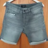 Grå cowboyshorts fra Jack og Jones str. M