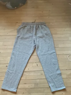 Grå sweatpants