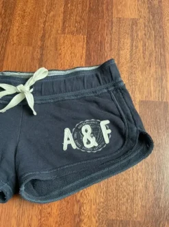Granatowe szorty krótkie spodenki z niskim stanem vintage abercrombie & Fitch y2k M/L