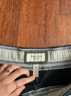 Granatowe szorty krótkie spodenki z niskim stanem vintage abercrombie & Fitch y2k M/L