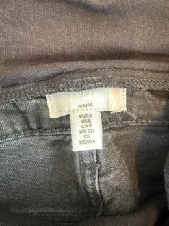 Graviditetsbukser fra H&M. Str. S