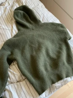 Grøn strik hoodie