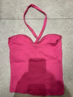 Halterneck topp