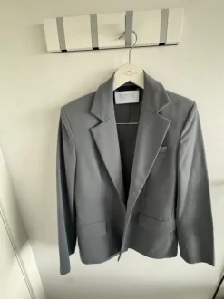 Harris Wharf blazer