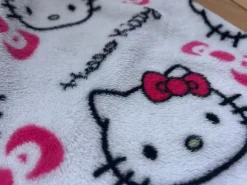 Hello kitty busker