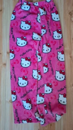 Hello kitty pyjamas/mjukis