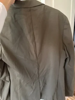 Helt ny MANGO blazer