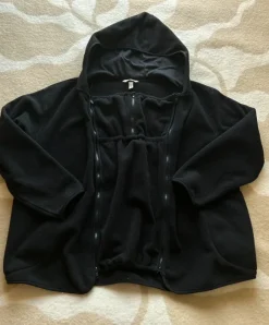 H&M Mama bärjacka