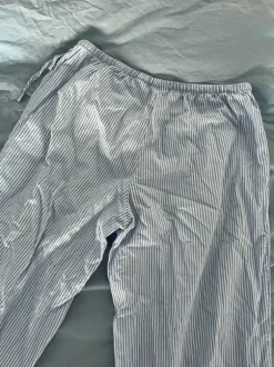 H&M pyjama bukser stribede blå hvid størrelse Small
