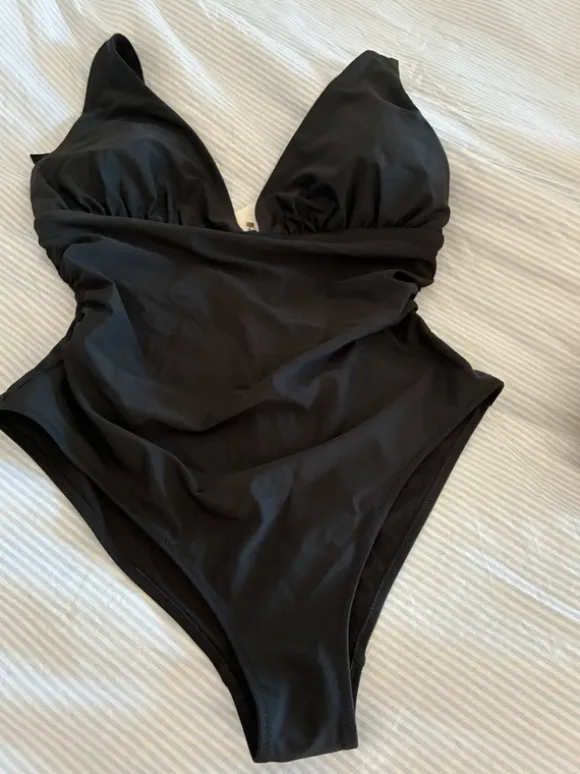 H&M sort light shape badedragt XL
