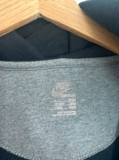 Hoodie Svart Nike st L