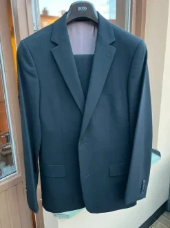 Hugo Boss - Black Suit size 98