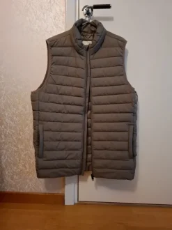 Jack & Jones brun väst, storlek S/ Herr