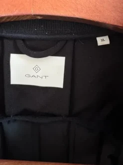 Jacka, Gant