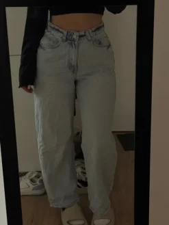 Jasnoniebieskie jeansy 🩵