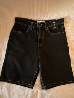 Jeansshorts/ baggy shorts