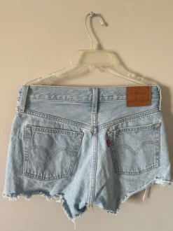 Jeansshorts från Levis W26