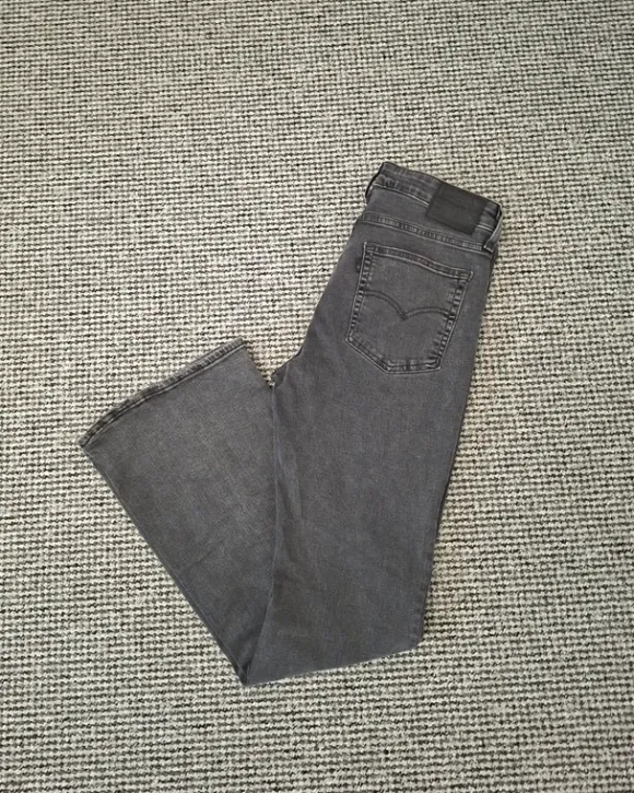 Jeansy Levi's 726 flare wysoki stan dzwony strech W29