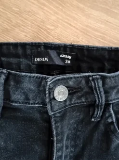 Jeansy skinny 36