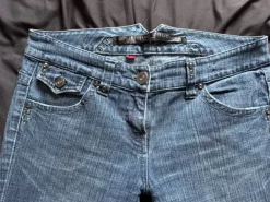 jeansy z niskim stanem river island