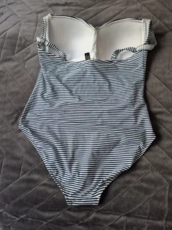 Jednoczęściowy strój Niptuck Swim. Nowy, z metką, efekt wyszczuplający
