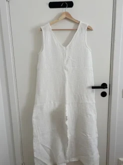 Jumpsuit for pregnant woman