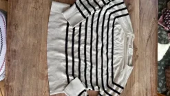 Klädpaket – badshorts + tröjor + byxa + linne (stl M)