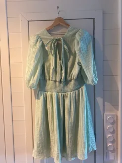 Klänning