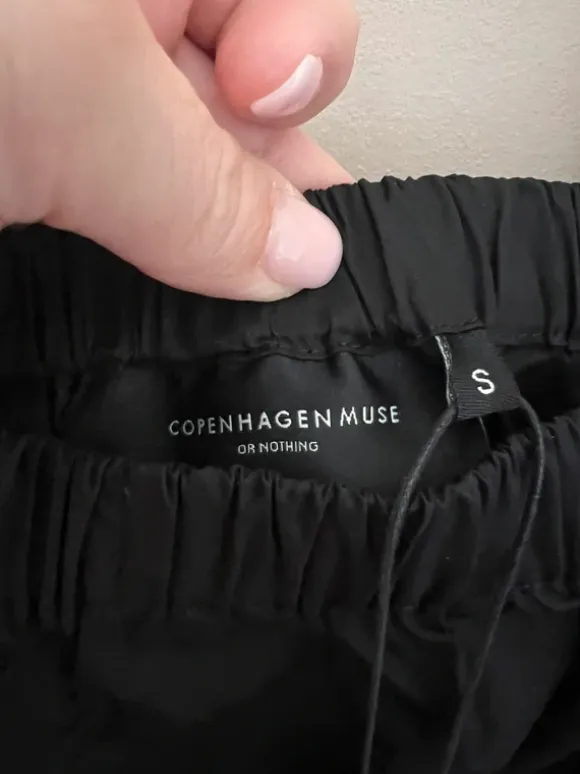 Klänning oneshoulder Copenhagen Muse