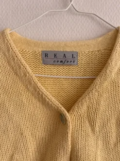 Knit short sleeve cardigan